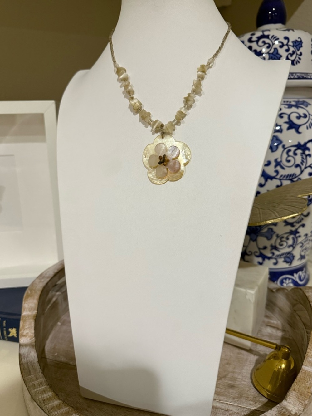 Mother Of Pearl Floral Necklace With Chip Stone And Cream Colored Beads
